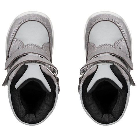 ELEGANTER ECCO GORE-TEX Stiefel URBAN MINI in Silber, gefertigt mit innovativer Waterproof-Technologie