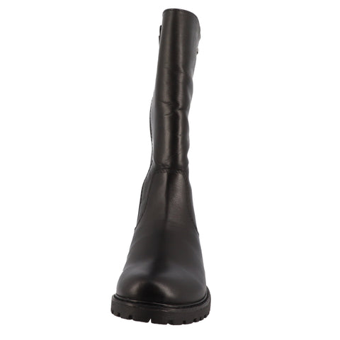 Detaillierte Nahaufnahme des schwarzen Textilstiefels ILARA von LURCHI TEX mit qualitativen Nähten und robustem Material