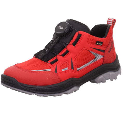 High-performance SUPERFIT GORE-TEX Halbschuh JUPITER 9069-501 in striking red and black color combination, perfect for outdoor activities and all-weather wear