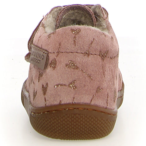 Close-up of NATURINO Barfußschuh Halbschuh AMUR WOOL - altrosa / goldene Herzen shoe material and texture