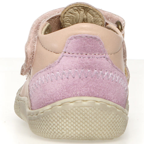  Verstellbare Riemen für sicheren Halt und einfaches An- und Ausziehen 