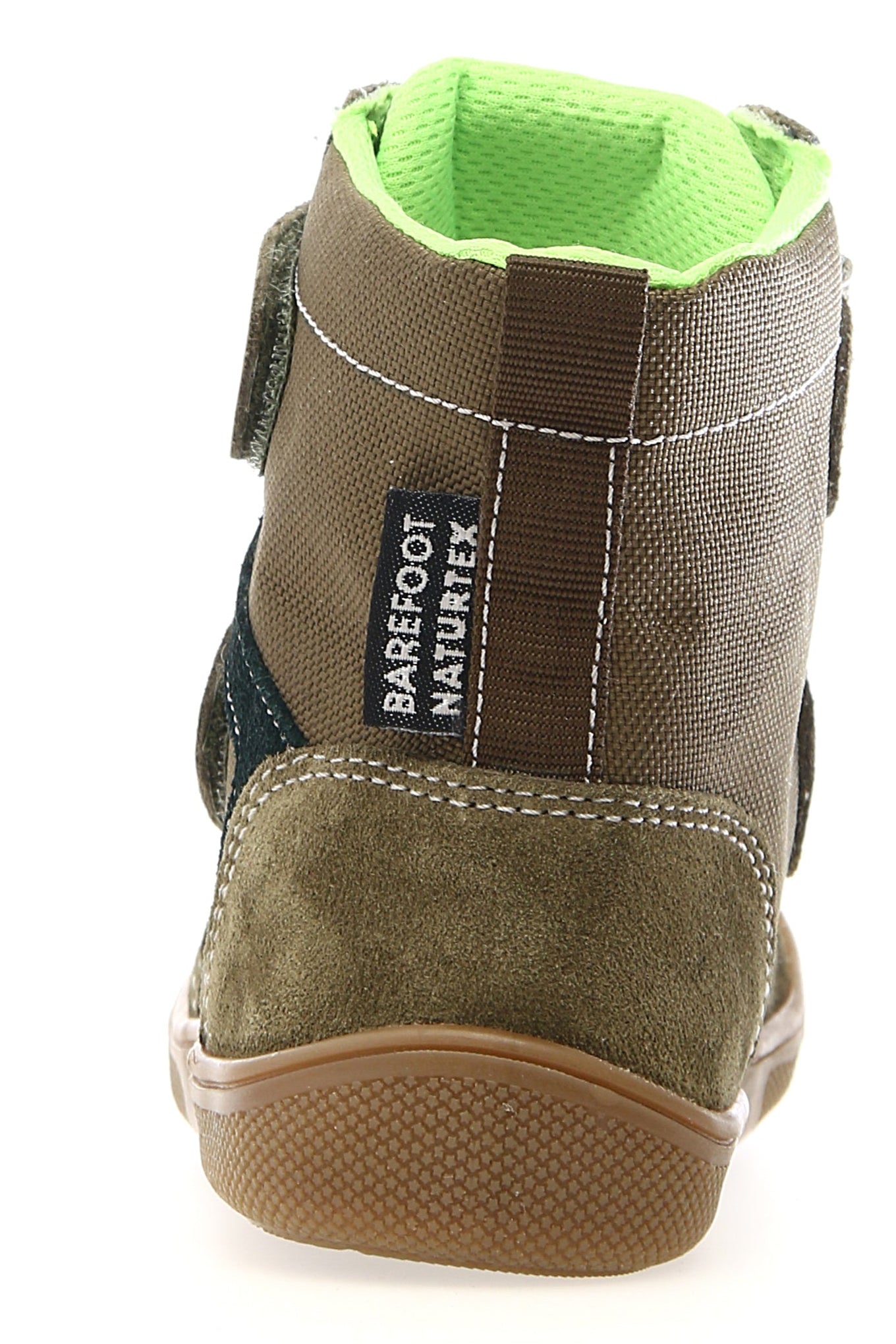 Seitenansicht der NATURINO Barfuß Stiefel KODDAS in oliv und schwarz mit flexiblem Sohlenprofil für natürliche Bewegungsführung