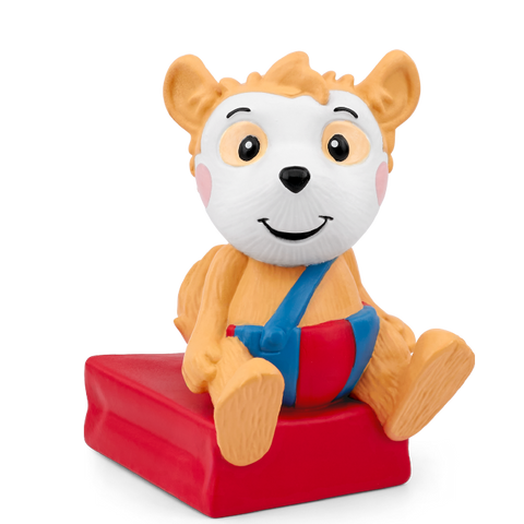 Tonies Figur Bobo Siebenschläfer auf rotem Block, orange Fell, blaue Latzhose, freundliches Gesicht.