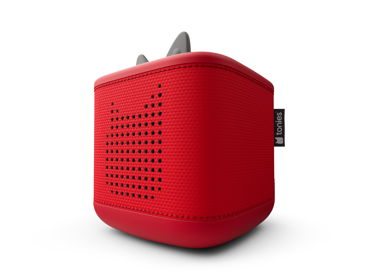 Kinder hören Geschichten und Lieder auf der roten Toniebox 2 ohne WLAN, nur mit Tonie-Figuren