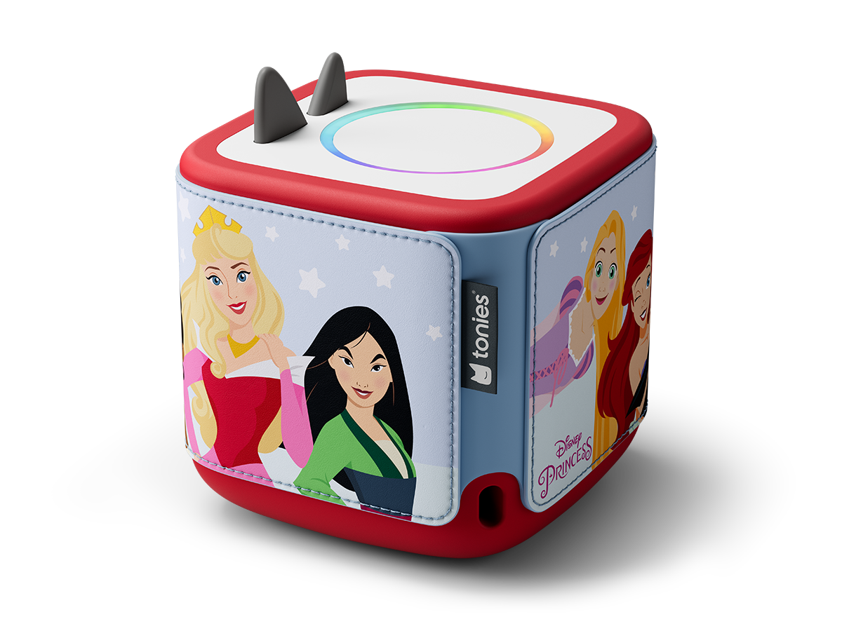 Kinderleichte Handhabung: Die Hülle lässt sich einfach über die Toniebox® 2 ziehen und bleibt beim Spielen fest an Ort und Stelle