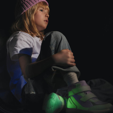 Fashionable VIKING TEX Knöchelschuh EQUIP GLOW WP 2V - flieder for active lifestyle opportunities