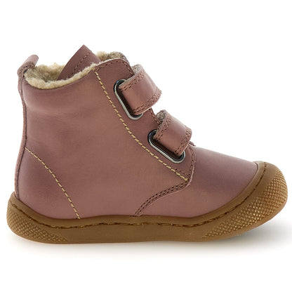 Stilvoller NATURINO BUBBLE Weit Stiefel in Altrosa, perfekt für kalte Tage und Outdoor-Aktivitäten