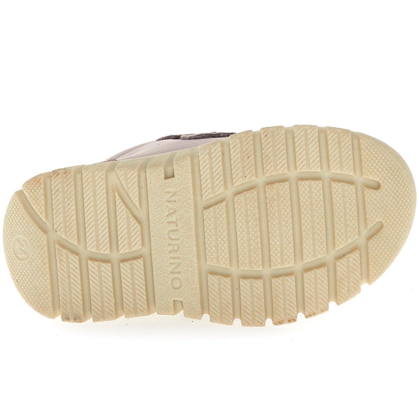 Kinder, die die stilvollen und funktionalen NATURINO NATURTEX Stiefel GEMINAE in Rosa draußen tragen