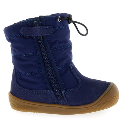 Detailansicht des weichen, atmungsaktiven Obermaterials des NATURINO NATURTEX HOCHALPEN Barfußstiefels in Blau