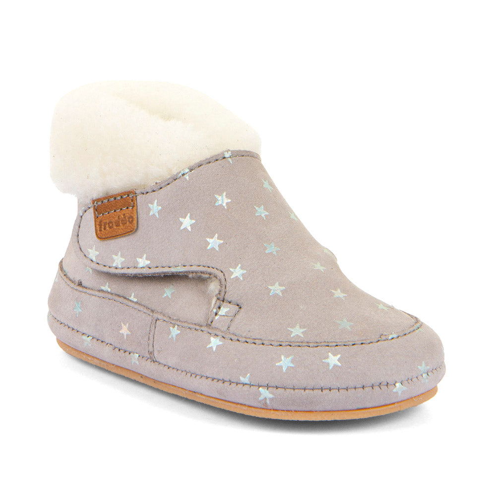 Detailaufnahme des FRODDO PREWALKER G1160003-3 in Grau mit funkelnden silbernen Sternen, ideal für erste Schritte