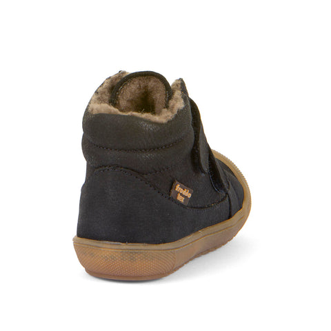  FRODDO TEX Knöchelschuh G21100138 in navy and hellblau, styled with jeans and outdoor gear, ideal for kids' active lifestyle