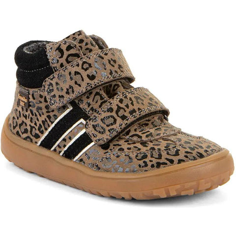 Dreiviertelansicht des FRODDO Barfuß-Knöchelschuh Modell G3110285-9 Leoparden-Print, braune Sohle, Klettverschluss