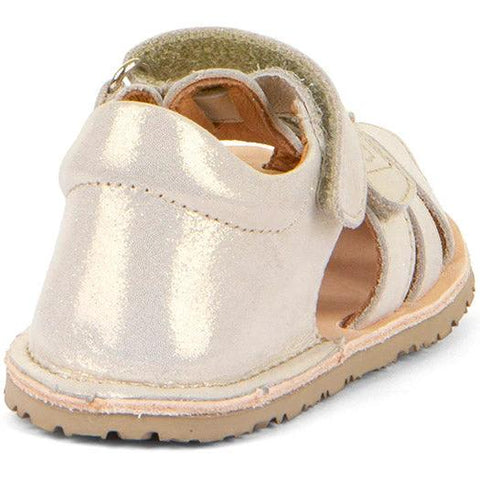 Seiten- und Rückansicht: FRODDO Barfußschuh Halbsandale G3150283-12, goldenes Obermaterial, beigefarbene Sohle.