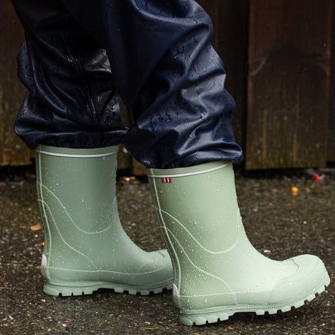 Gummistiefel für jede Wetterlage in trendigem Salbei-Grün Design