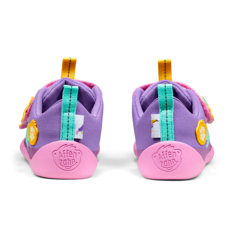 Reflectors on the heel