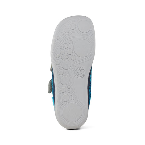 AFFENZAHN Barfuß Halbschuh KNIT HAPPY PINGUIN - blau / hellgrau / gelb - A comfortable and colorful penguin-themed knit shoe