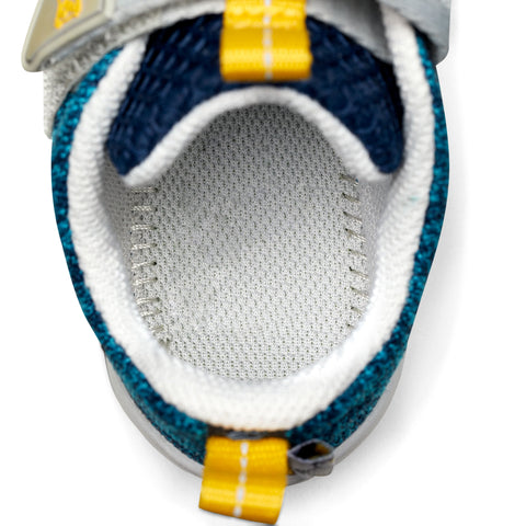 Blue, light grey, and yellow AFFENZAHN Barfuß Halbschuh KNIT HAPPY PINGUIN