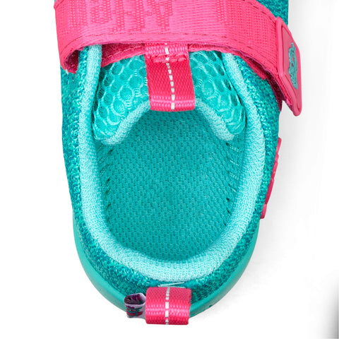  Ober- und Futtermaterial aus bluesign® zertifiziertem Polyester 