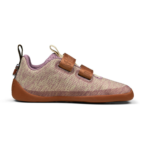  Leichter Halbschuh mit Reflektoren, dünnen Sohlen und Rechts-Links-Unterscheidung 