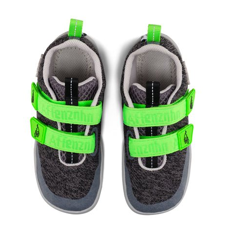  Rutschfeste Sohle für sicheren Halt 