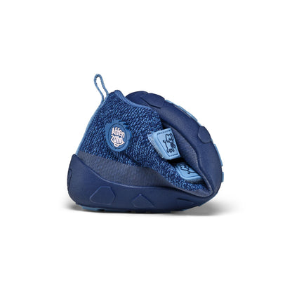 Blaue Knöchelschuhe für kleine Kinder, perfekt für kalte Tage, mit kuscheligem Strickmuster und Elefantenmotiv