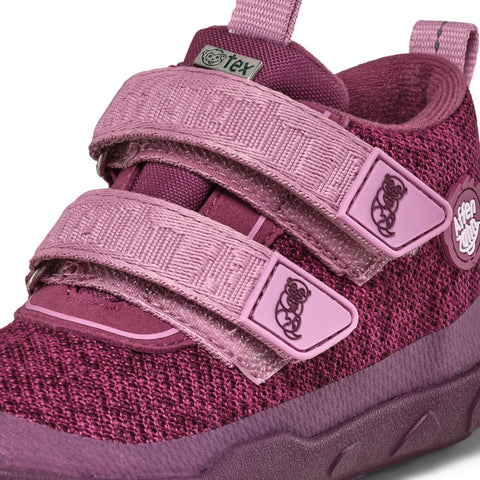 Stylischer AFFENZAHN TEX Knöchelschuh in Pflaume mit gestricktem Obermaterial und flexibler Sohle für Alltag