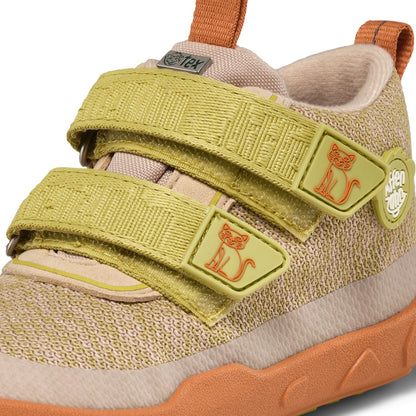 Knöchelschuh aus weichem Material in Pistazie, Zimt und Beige mit verspieltem Katzenmotiv