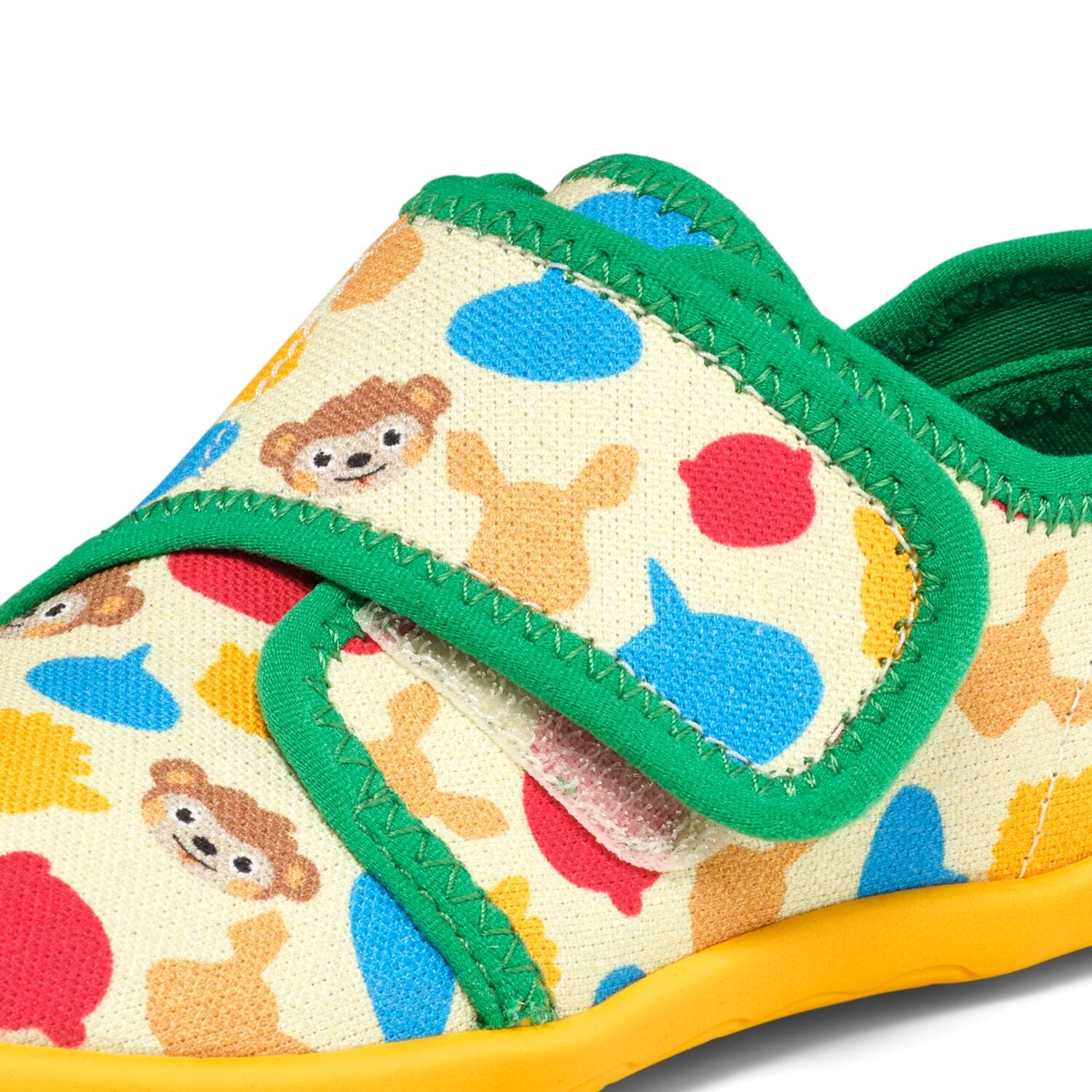 Leichter Hausschuh COTTON MOVY mit lustigem Affenmotiv, ideal für Kinder zum Tragen zuhause