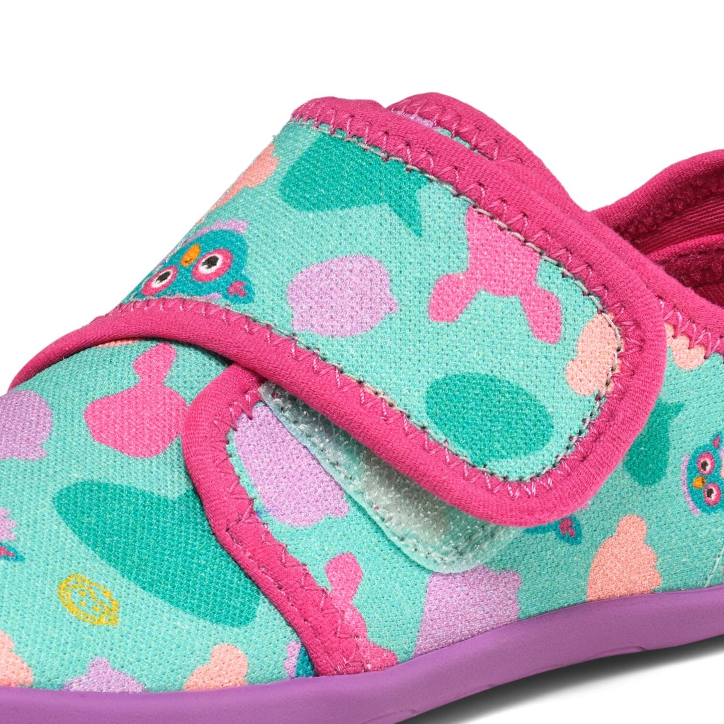 Leichter AFFENZAHN Hausschuh COTTON MOVY mit detailreichen Eulenbildern, für entspannte Stunden zu Hause