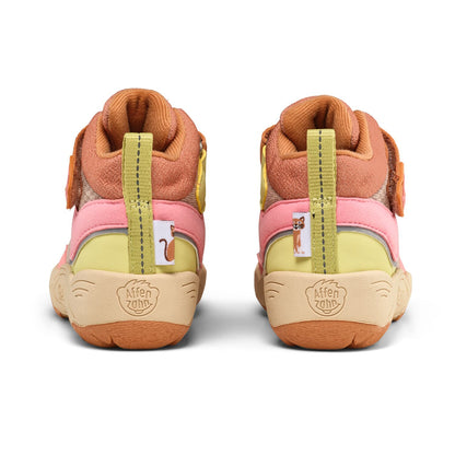 Stilvoller AFFENZAHN TEX Knöchelschuh für Katzen, vegan, in beigem, zimtfarbenem und neonpinkem Design