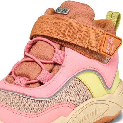 Beige und Neonpink kombinierter veganer Katzenknöchelschuh mit Zimt- und Buttergelb-Details