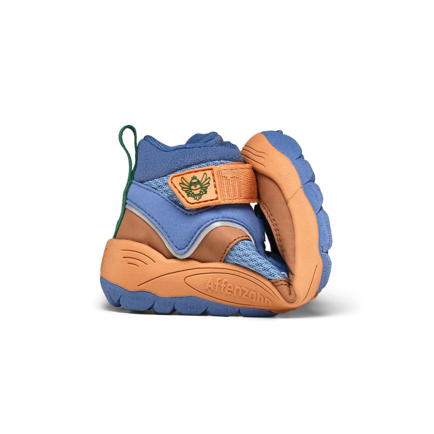 Aus veganem Material gefertigt, AFFENZAHN TEX Knöchelschuh mit exotischem Vogelmotiv in Blau und Zimt für einen einzigartigen Look