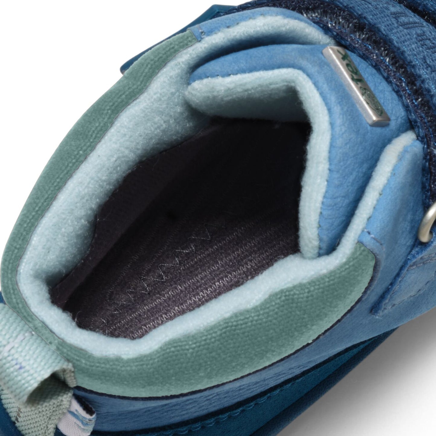 Stylischer Leder-Knöchelschuh mit LED-Licht in Blau und Petrol, geeignet für den Alltag und besondere Events