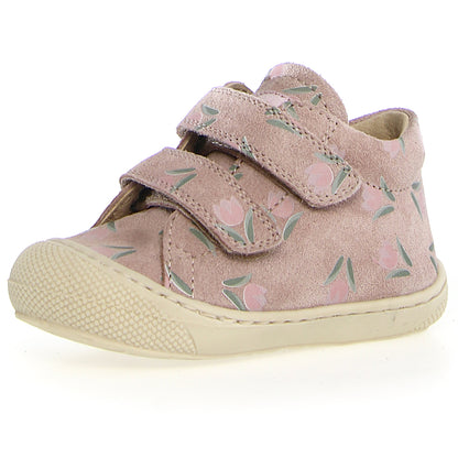 Ein Paar puderrosa Halbschuhe mit Tulpenmotiv