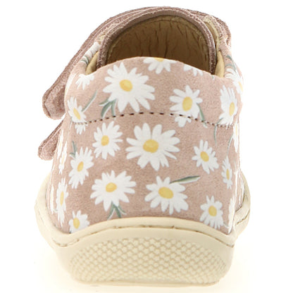 Leichter und flexibler Schuh für aktive Kinder im Alltag