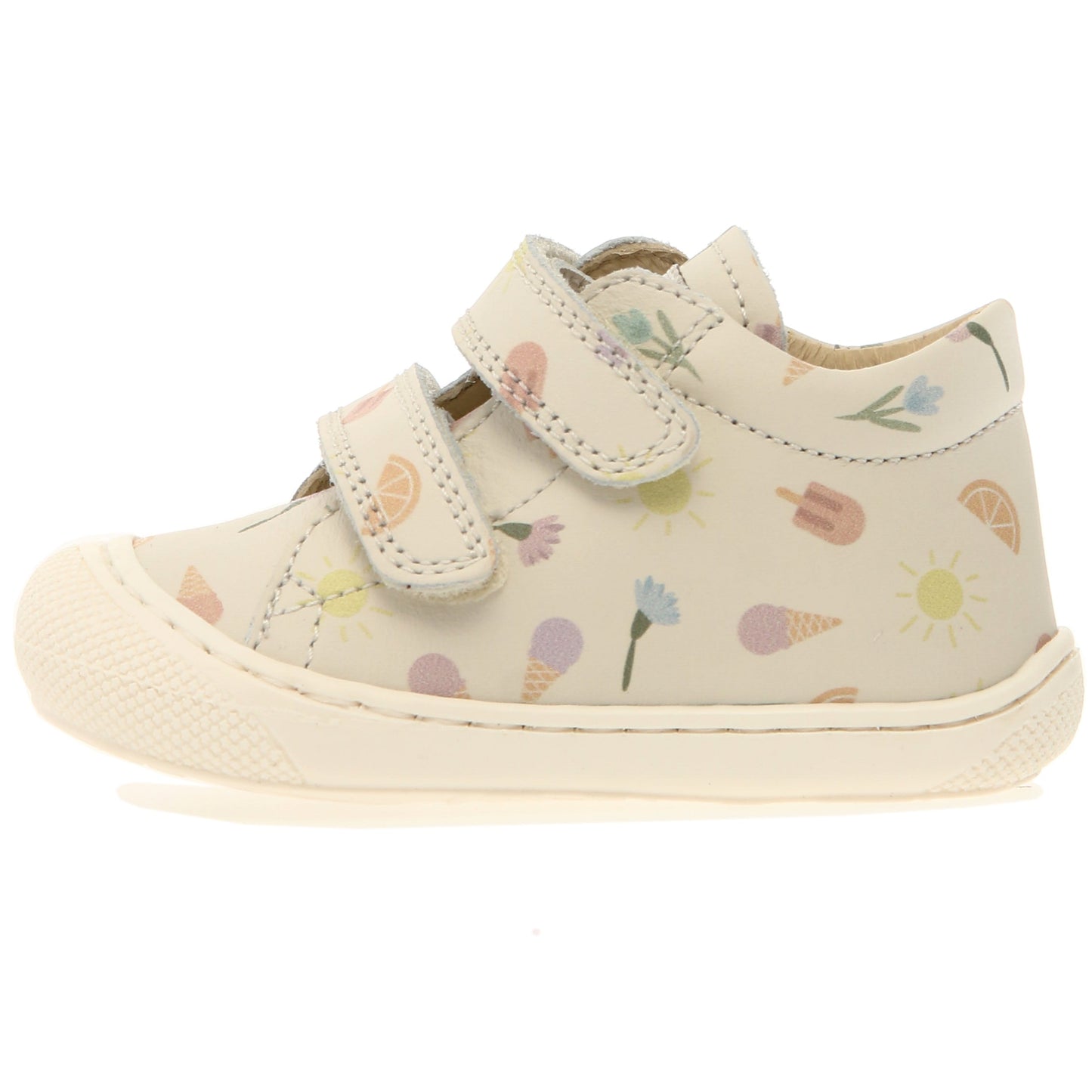 Halbschuh in cremefarbener Farbe mit luftigem Design für den Sommer