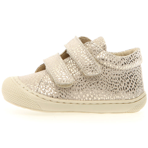 NATURINO Halbschuh COCOON - créme / gold Schuh aus hochwertigem cremefarbenem Leder mit goldfarbenen Details und Klettverschluss 