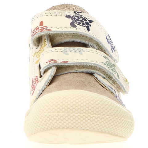 Praktische und modische NATURINO Halbschuhe für Kinder in créme