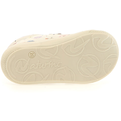  Modischer Halbschuh in créme mit farbenfrohem Streublumendruck