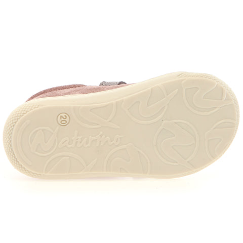 Strapazierfähiger Kinderschuh mit praktischem Klettverschluss und angenehmem Tragekomfort