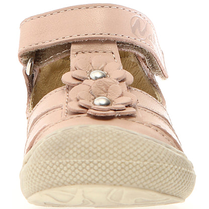 NATURINO Halbsandale MAGGY - pastellrosa: A beautiful pastel pink sandal for girls with adjustable straps and comfortable footbed