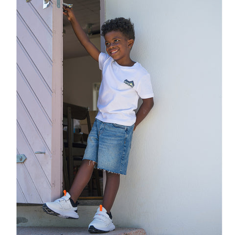 VIKING WATERSHIELD TEX Halbschuh AERY WP 2V in white, black, and orange, perfect for outdoor activities and water-resistant