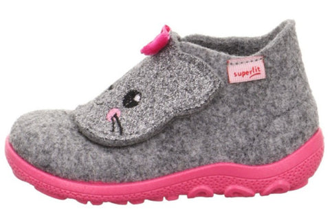 Futterbequemer SUPERFIT Hausschuh in Grau mit Glitzerdetails und niedlicher Katze, optimal für Indoor-Nutzung