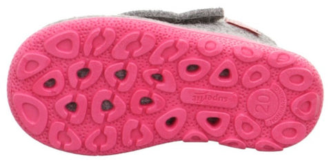 Lustiger SUPERFIT Hausschuh HAPPY 6295-250 für Kinder, grau mit Glitzer und Katzenmotiv, für ein fröhliches Zuhause