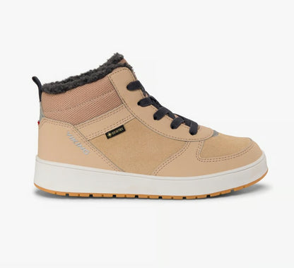 Leichter, warmer VIKING GORE-TEX Knöchelschuh in beigem Design für Komfort bei Winterspaziergängen