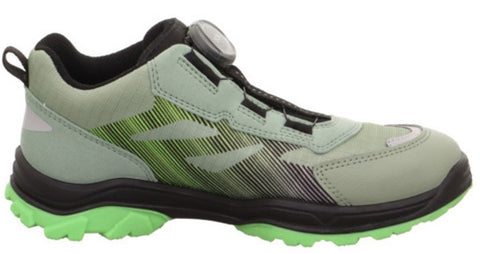 Wasserdichter und atmungsaktiver Halbschuh mit BOA-Verschlusssystem