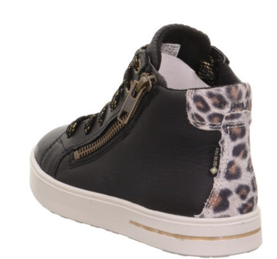 Ultraleichter SUPERFIT Stiefel mit GORE-TEX Membran, ideal für Winterspaziergänge und city trips