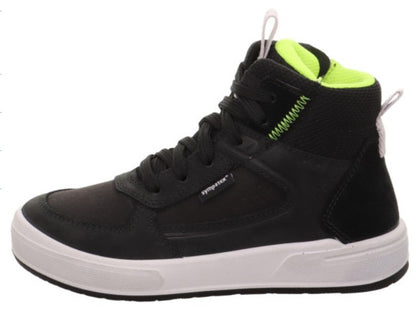 Leichter Knöchelschuh von SUPERFIT SYMPATEX mit neonfarbenen Akzenten für aktive Kinder