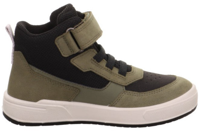 Bequemer SUPERFIT GORE TEX Knöchelschuh MAVERICK 102-70 aus Oliv und Schwarz mit atmungsaktiver GORE TEX Technologie