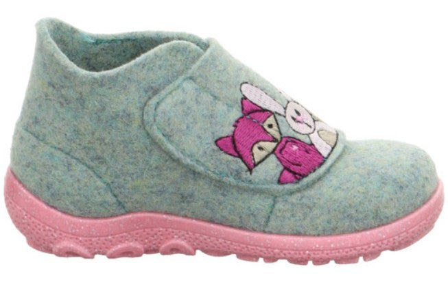 Heller SUPERFIT Hausschuh HAPPY 6295-75 mit Eulenmotiv, hellgrüner und rosa Farbgebung, perfekt für kleine Kinderfüße